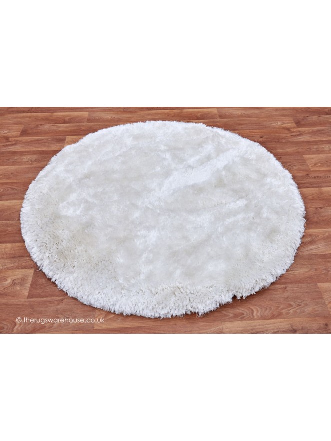 Plush White Circle Rug - 2