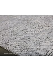 Majestic Ivory Rug - Thumbnail - 4