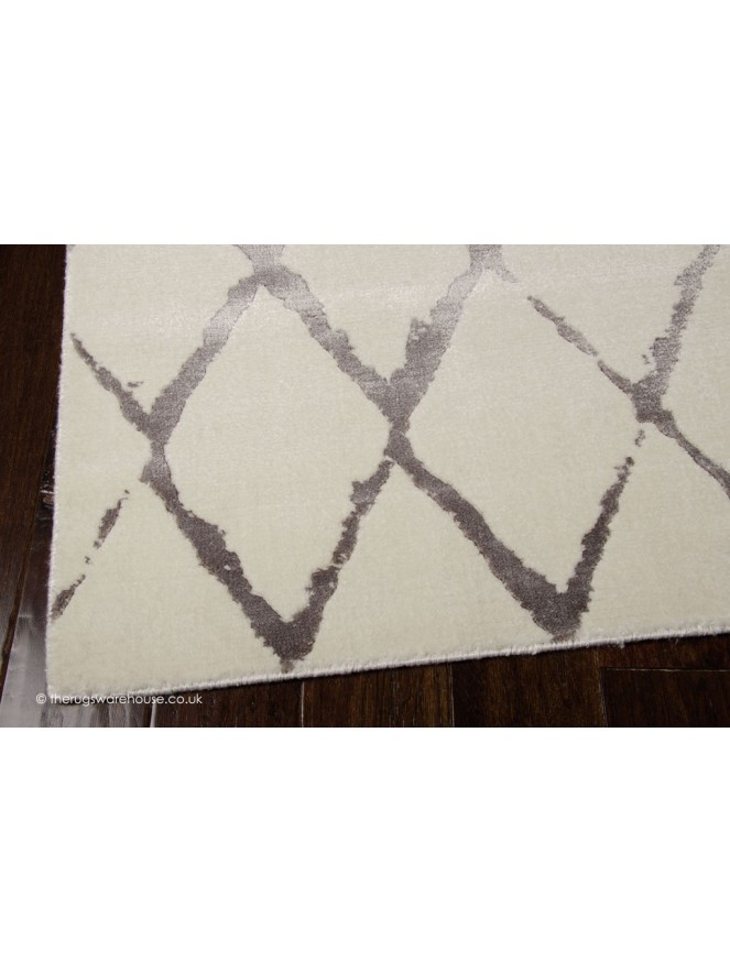 Twilight Chic Diamonds Rug - 3