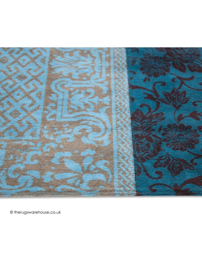 Vintage Turquoise Rug - 4