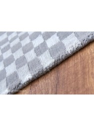 Oska Silver Rug - Thumbnail - 3