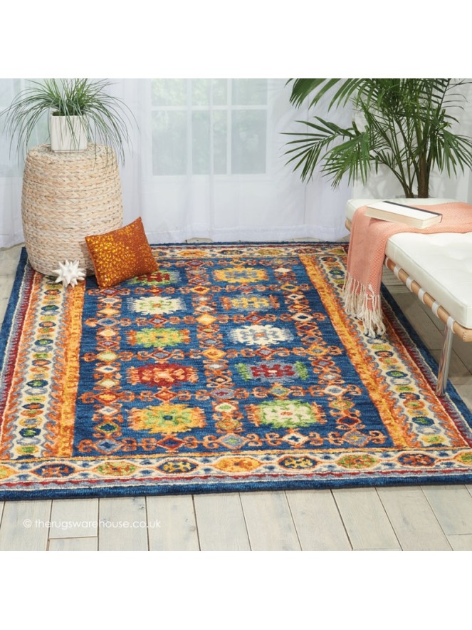 Vibrant Oriental Blue Rug - 3