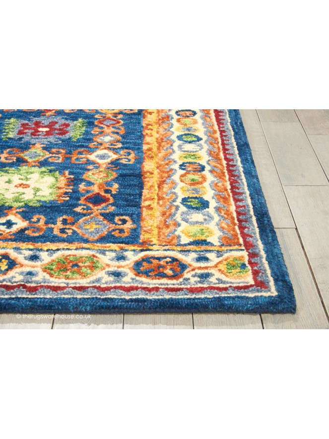 Vibrant Oriental Blue Rug - 4