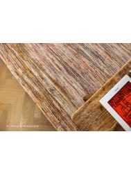 Sari Sandalwood Rug - Thumbnail - 4