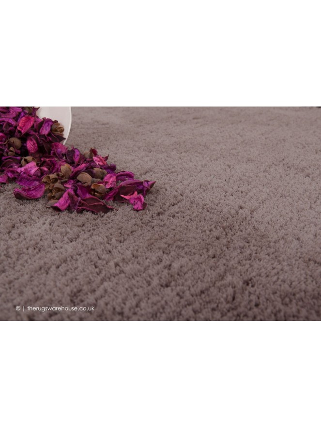 Velvet Beige Rug - 4