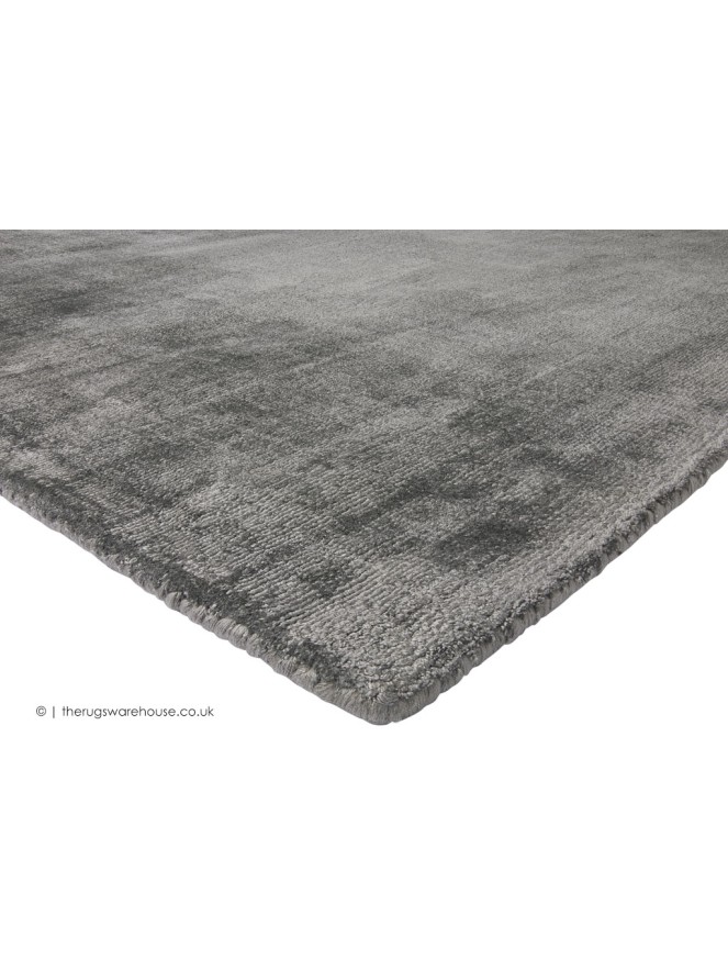 Trendy Shiny Silver Rug - 4