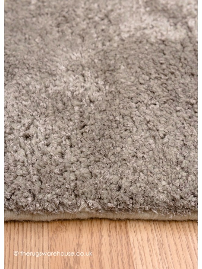 Pure Clouds Silver Rug - 3