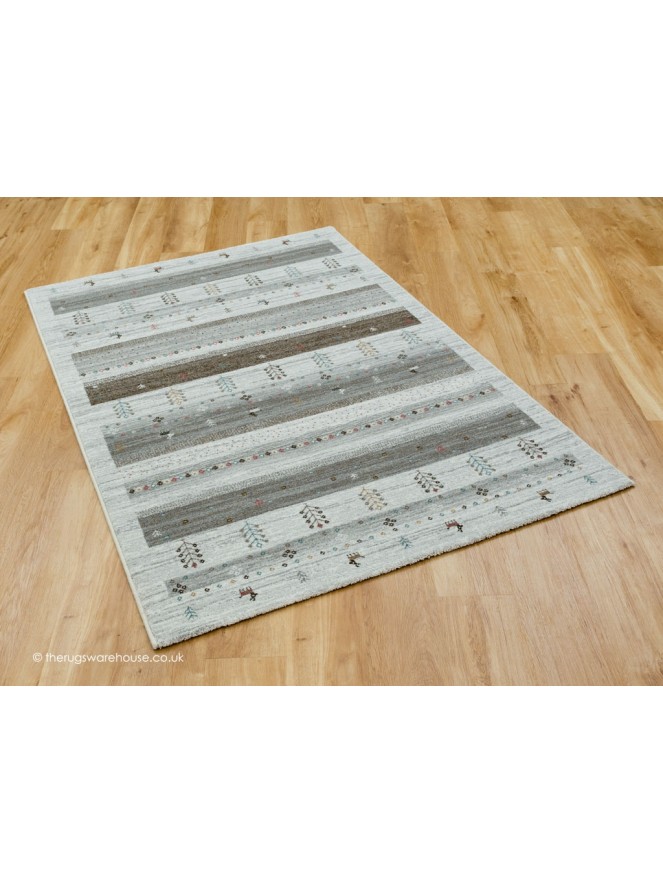 Delbert Rug - 3