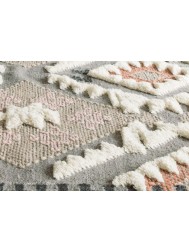 Zanzibar Rug - Thumbnail - 4