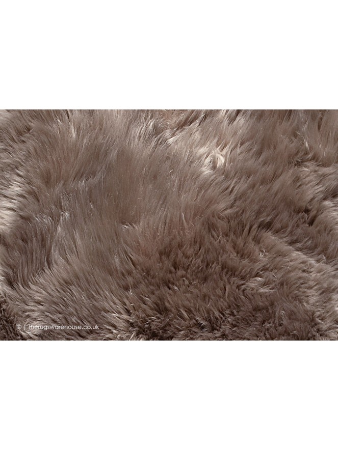 Sheepo Mink Rug - 4