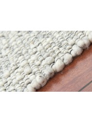 Meru Rug - Thumbnail - 3