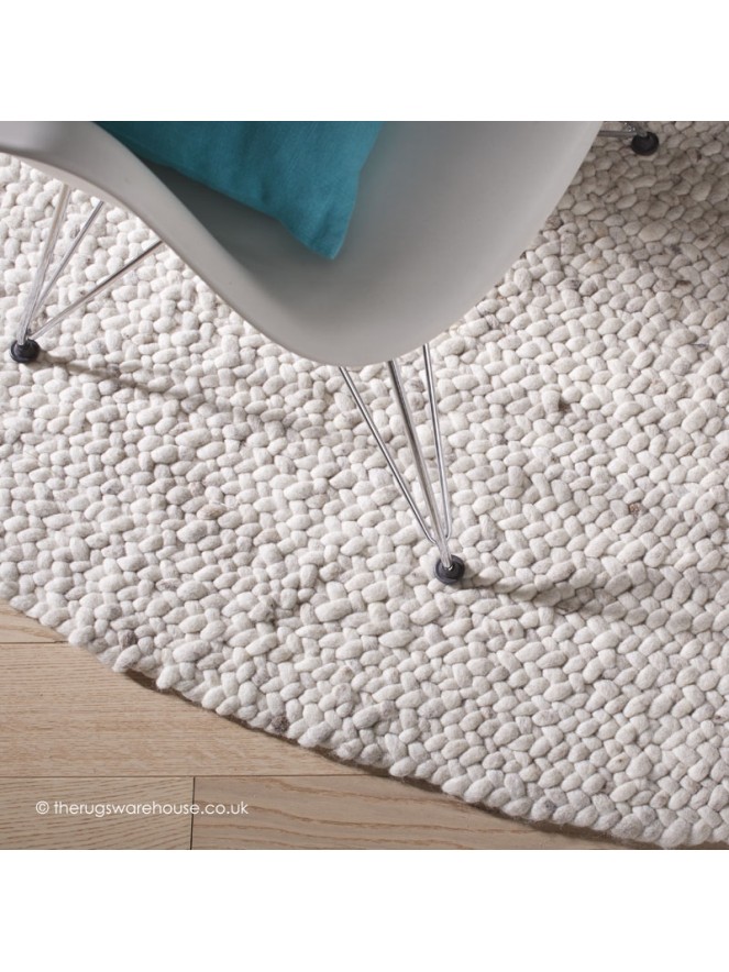 Mauritius White Rug - 4