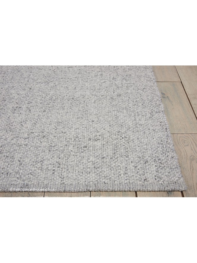 Tobiano Silver Rug - 2