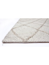 Coast Diamond Cream Rug - Thumbnail - 3