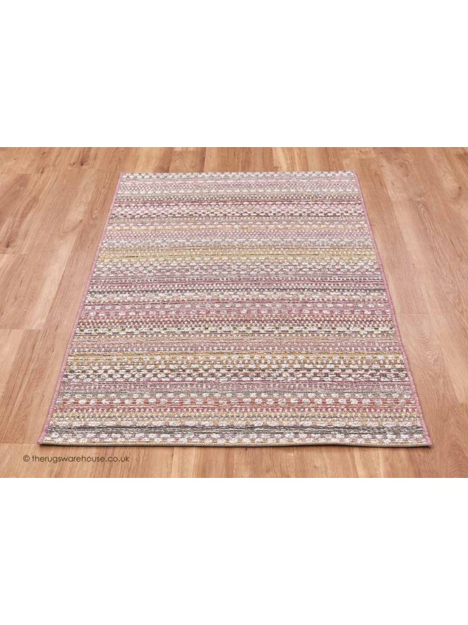 Wixler Pink Rug - 2