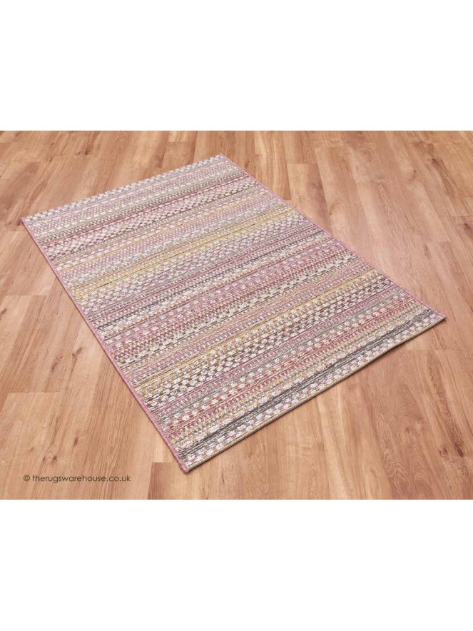 Wixler Pink Rug - 3