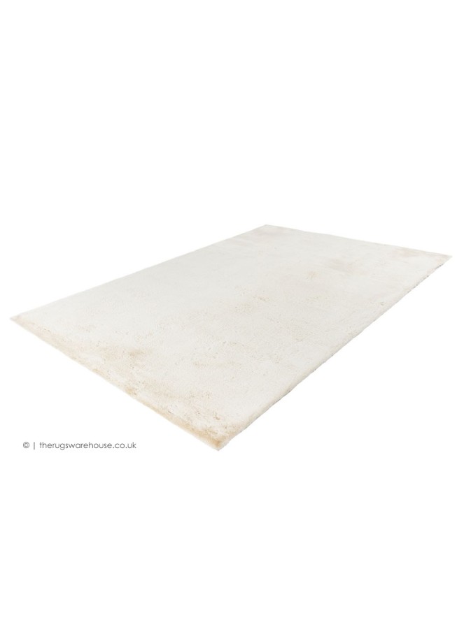 True Emotion Cream Rug - 5