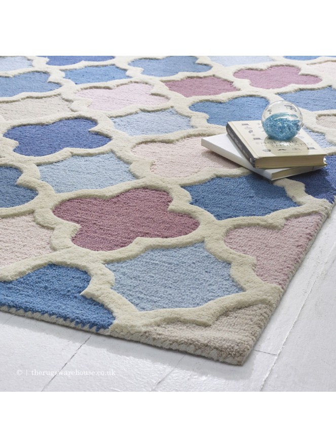 Trellis Pink Blue Rug - 4