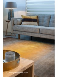 Gradian Ete Rug - Thumbnail - 2