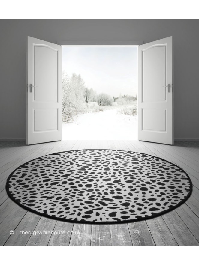 Dalmatian Circle Rug - 3