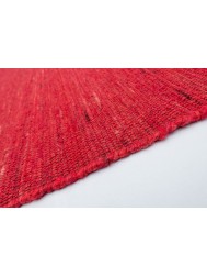 Taveta Red Rug - Thumbnail - 3