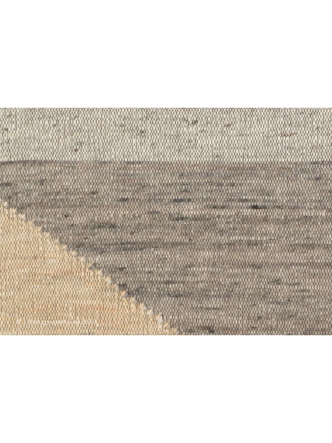 Edgy Grey Cream Rug - 4