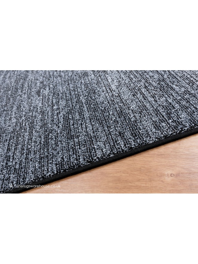 Reo Black Rug - 4