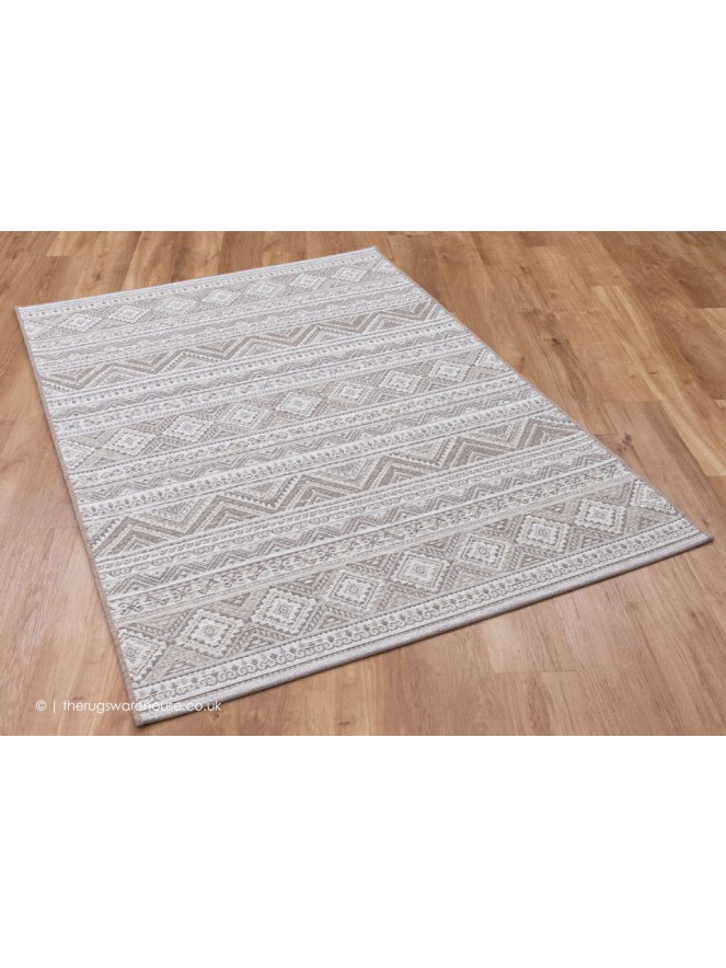 Savik Beige Rug - 3