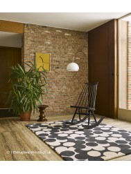 Puzzle Flower Slate Rug - Thumbnail - 2