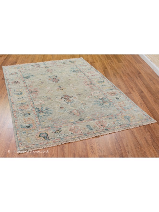 Ushak 68 Rug - 3