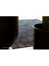 Penti Black Rug - Thumbnail - 3