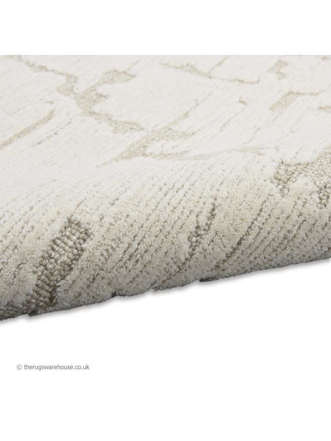 Sculptural Cream Ivory Rug - 5