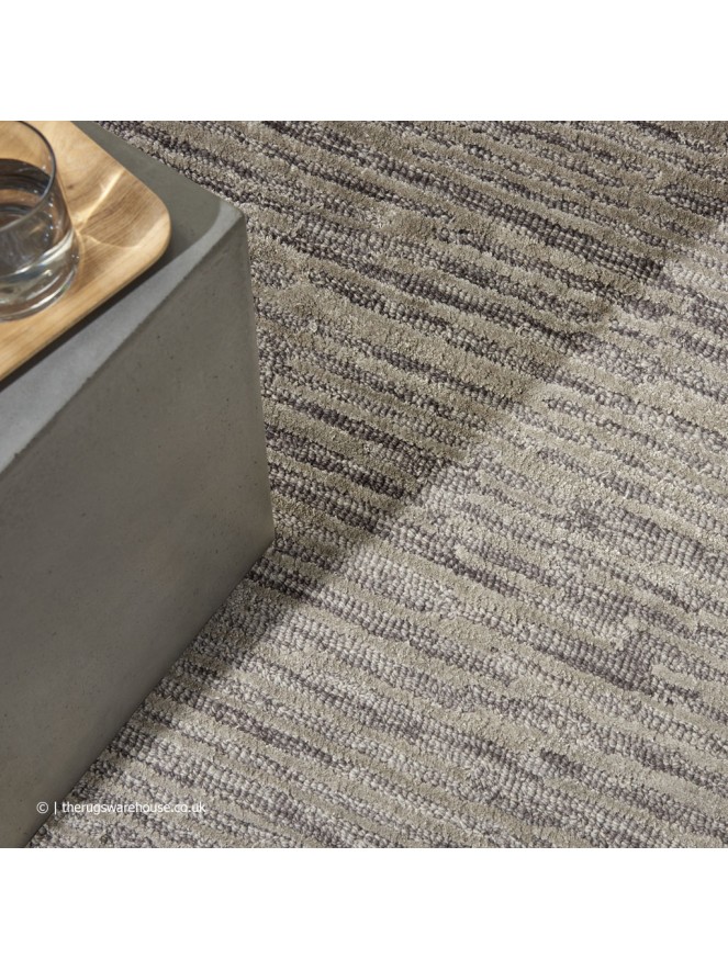 Linear Silky Grey Rug - 2