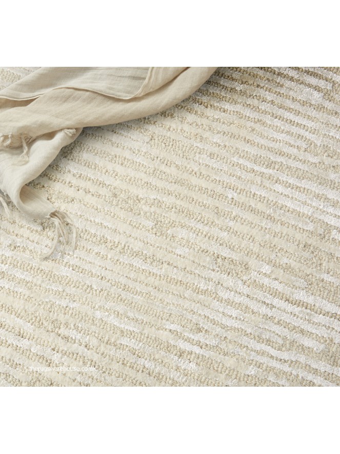 Linear Silky Ivory Rug - 3