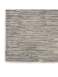 Linear Silky Grey Runner - Thumbnail - 3