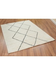 Tehri Moroccan Rug - Thumbnail - 3