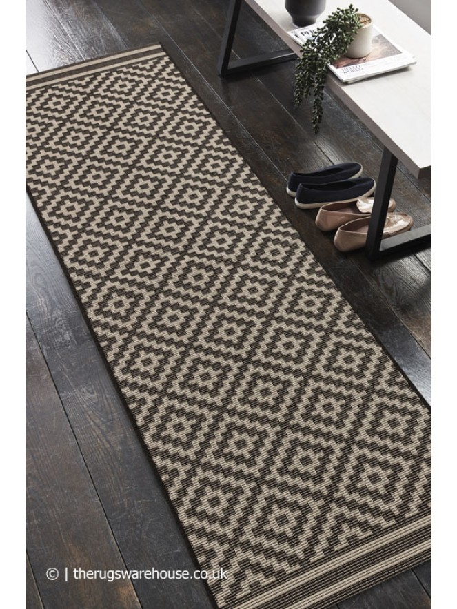 Patio Diamond Mono Runner - 3