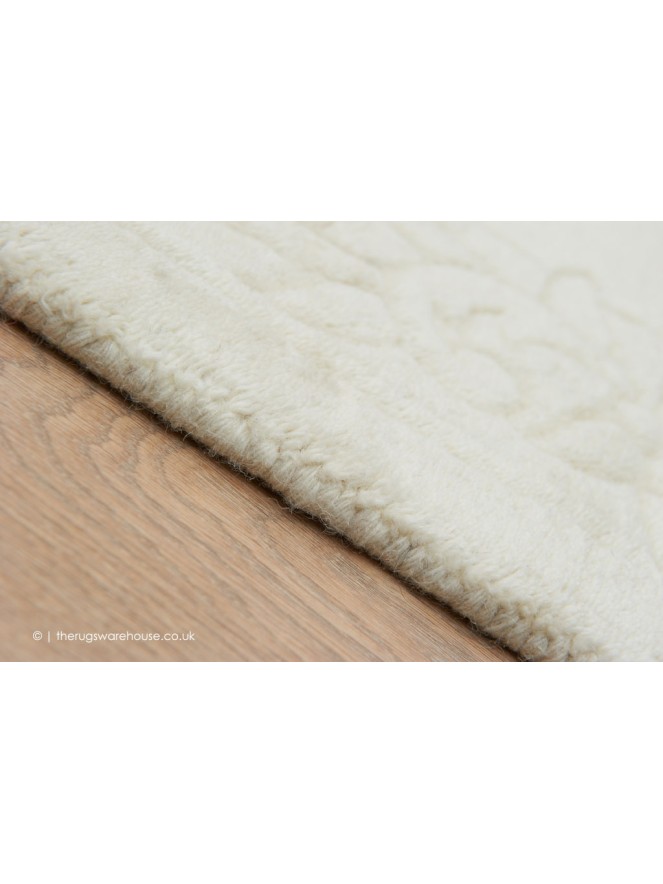 Royale Lux Ivory Oval Rug - 4