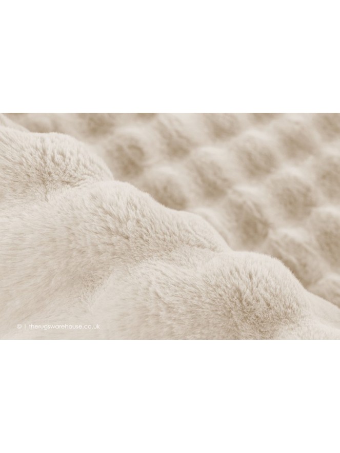 Foam Fur Ivory Rug - 3