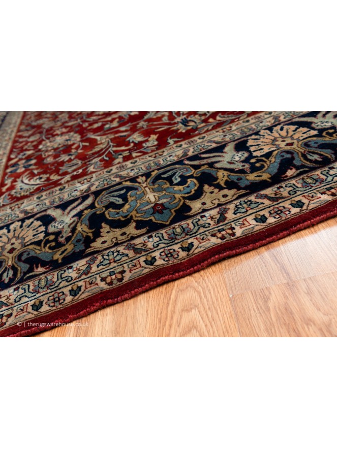Fine Classic Red Rug - 3