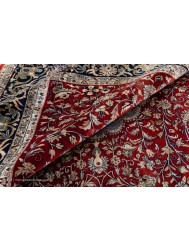 Fine Classic Red Rug - Thumbnail - 4