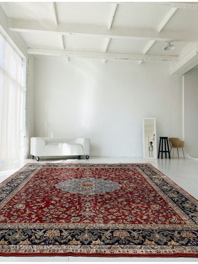 Fine Classic Red Rug - 2