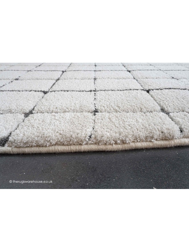 Beric Cream Rug - 4