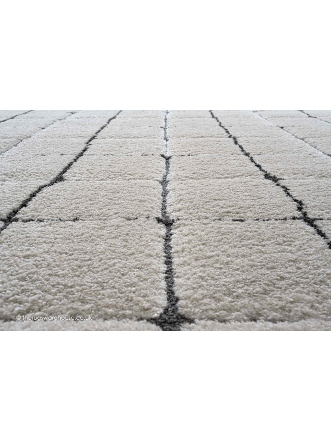 Beric Cream Rug - 5