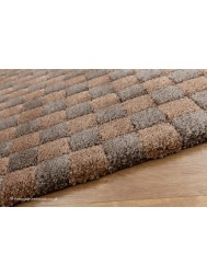 Roja Brown Rug - Thumbnail - 4