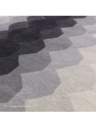 Hive Charcoal Rug - Thumbnail - 3