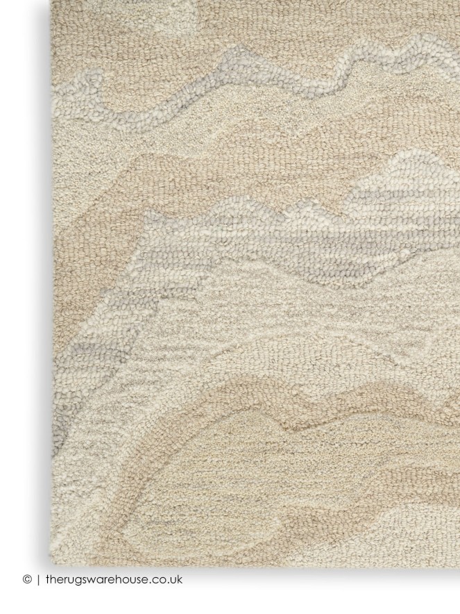 Graceful Beige Runner - 4