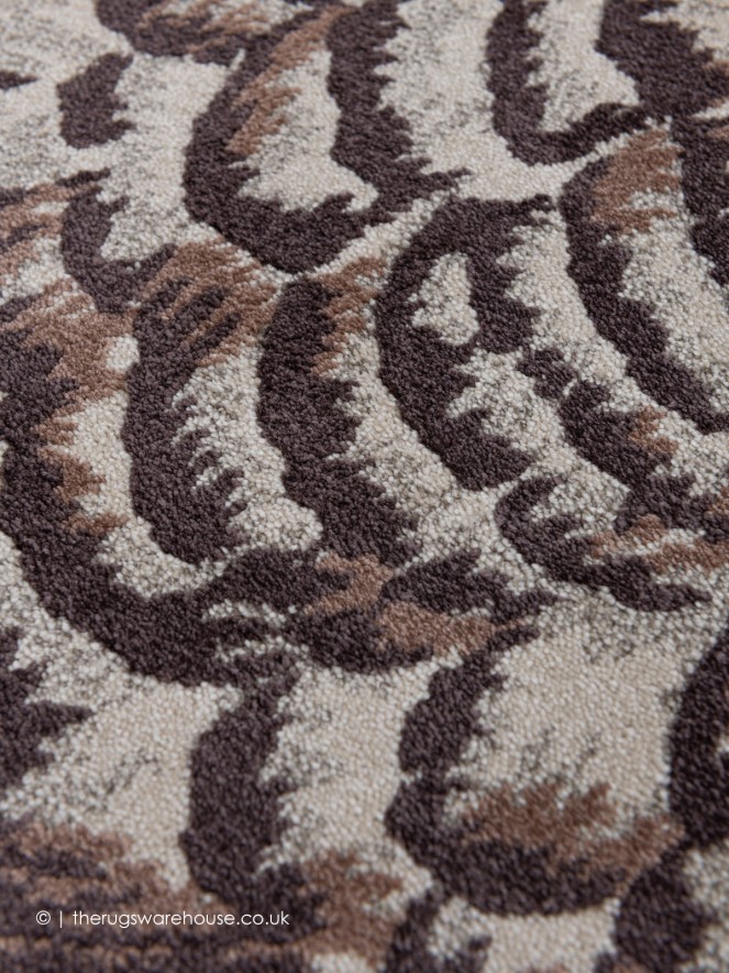Falcon Rug - 8