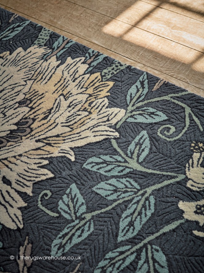 Honeysuckle Tulip Woad Rug - 5