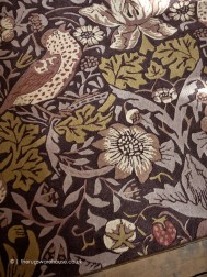 Strawberry Thief Grape Rug - Thumbnail - 5